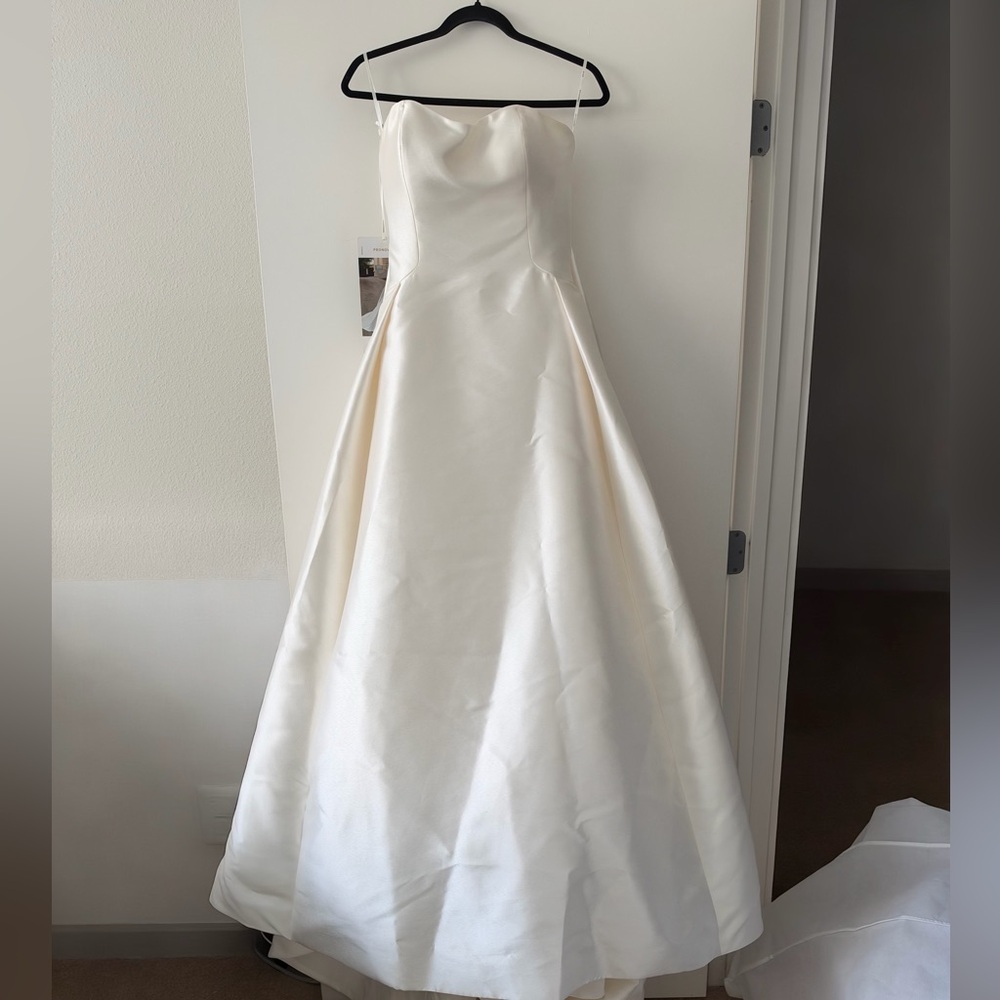 Pronovias Jory - BRAND NEW